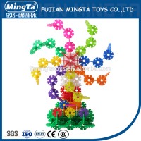 2018 Plastic funny multivariant Snowflake Building Blocks for children